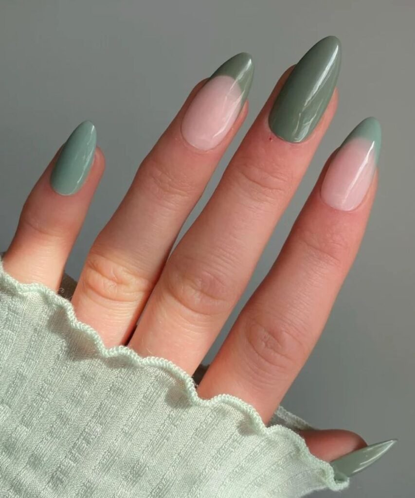 Elegant acrylic nails design for a classy and modern look