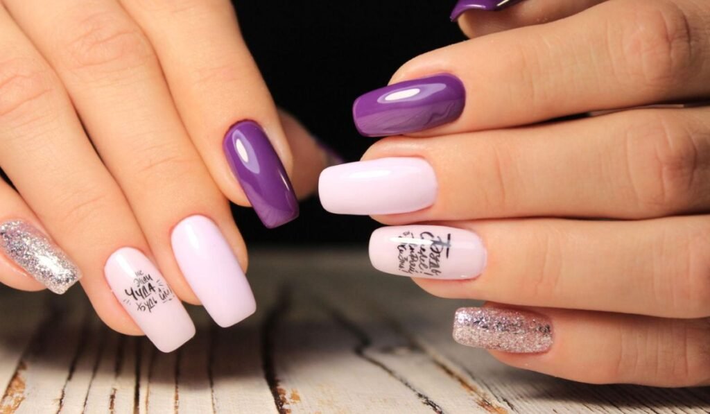 Short acrylic nails natural and practical length